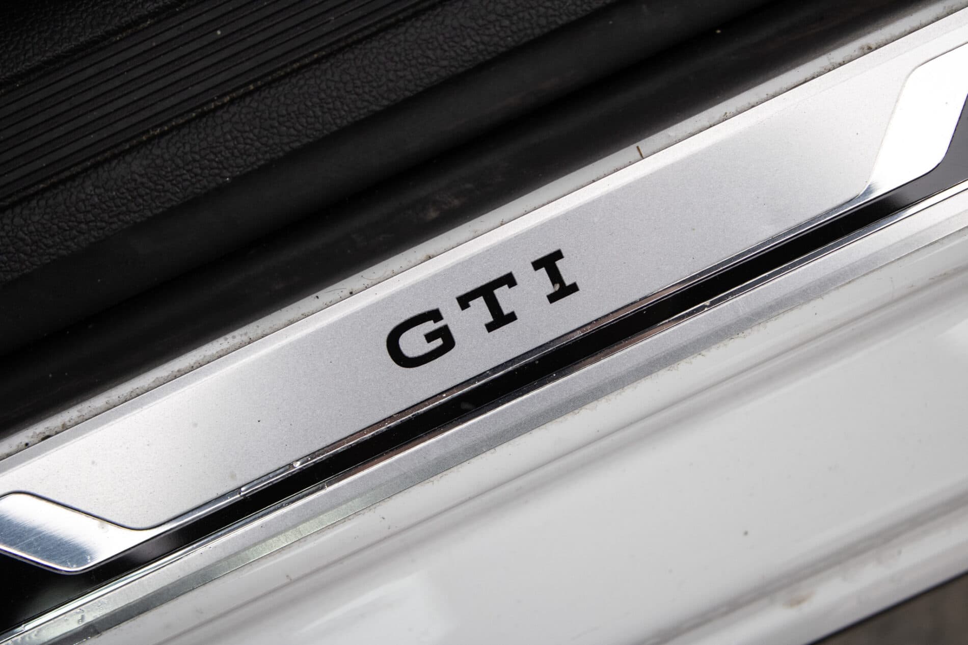 2022 Volkswagen Polo GTI, biela hatchback, 53 706 km