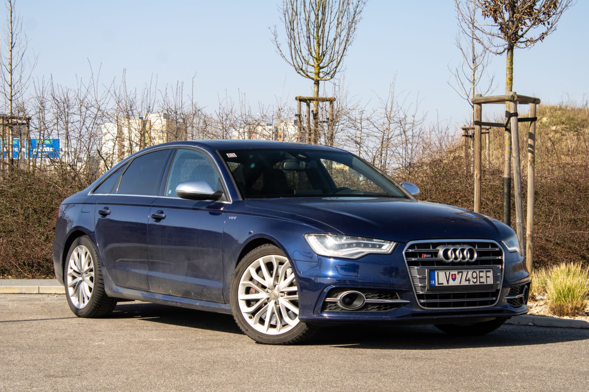 2013 AUDI S6, modrá sedan, 163 590 km