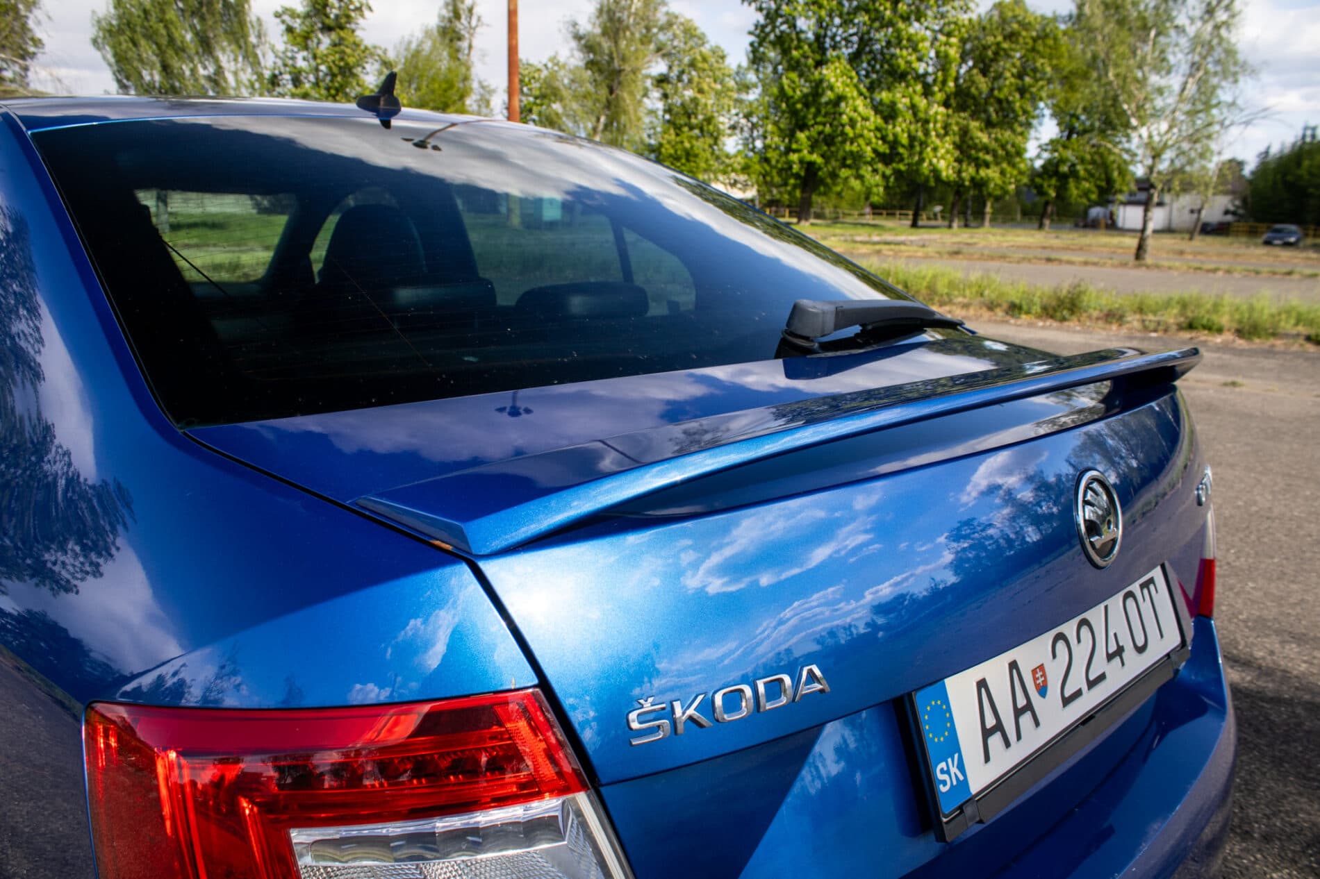 2016 Skoda Octavia RS, modrá sedan, 250 049 km