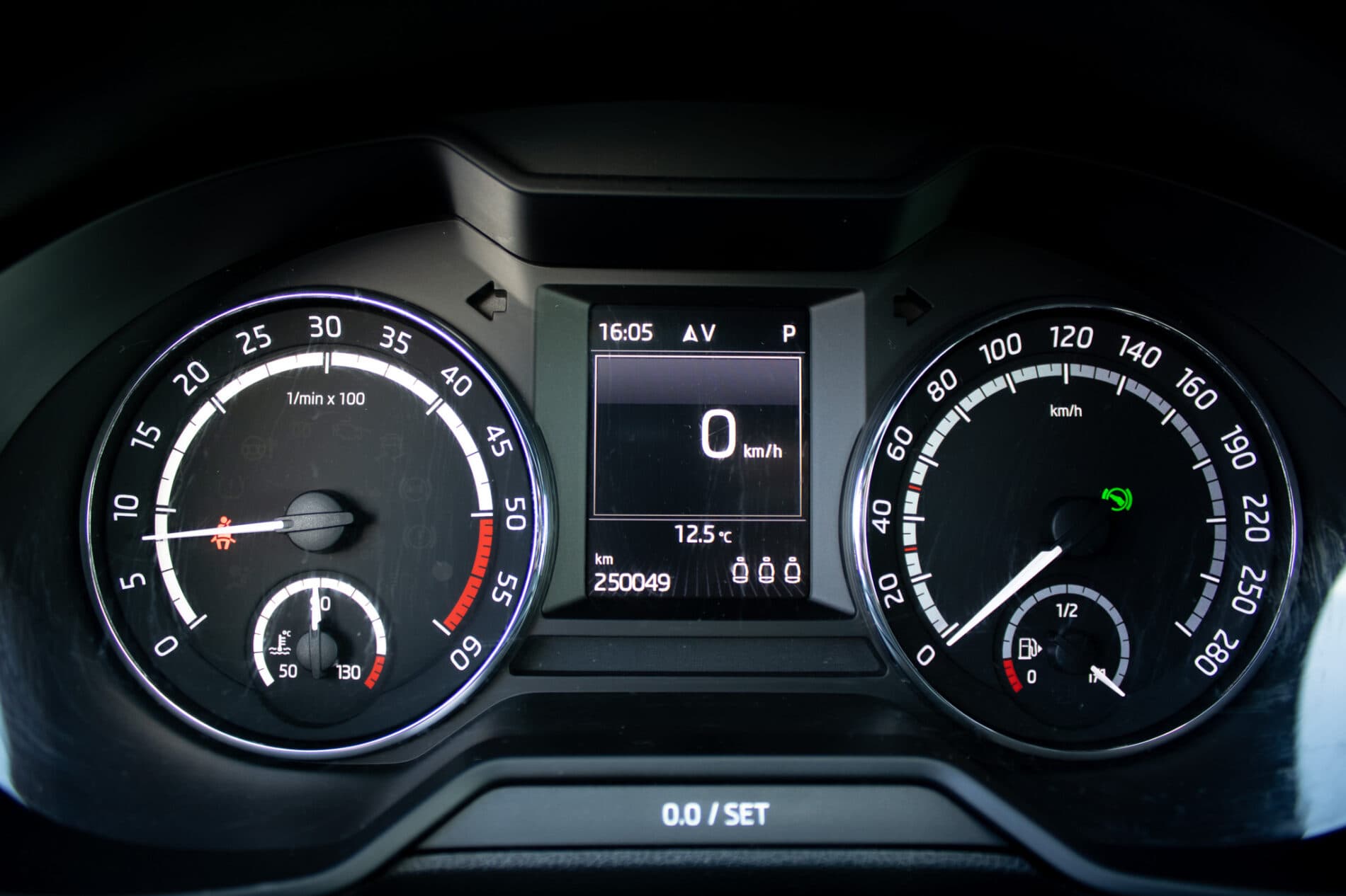 2016 Skoda Octavia RS, modrá sedan, 250 049 km