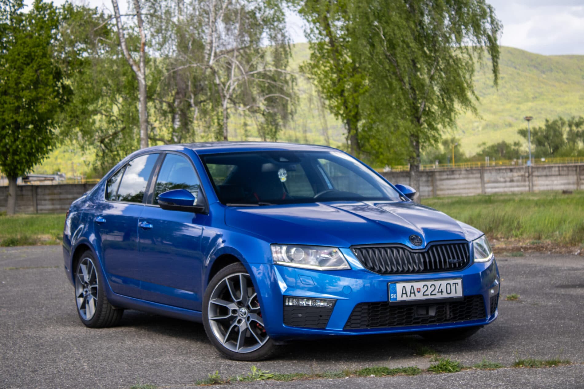 2016 Skoda Octavia RS, modrá sedan, 250 049 km