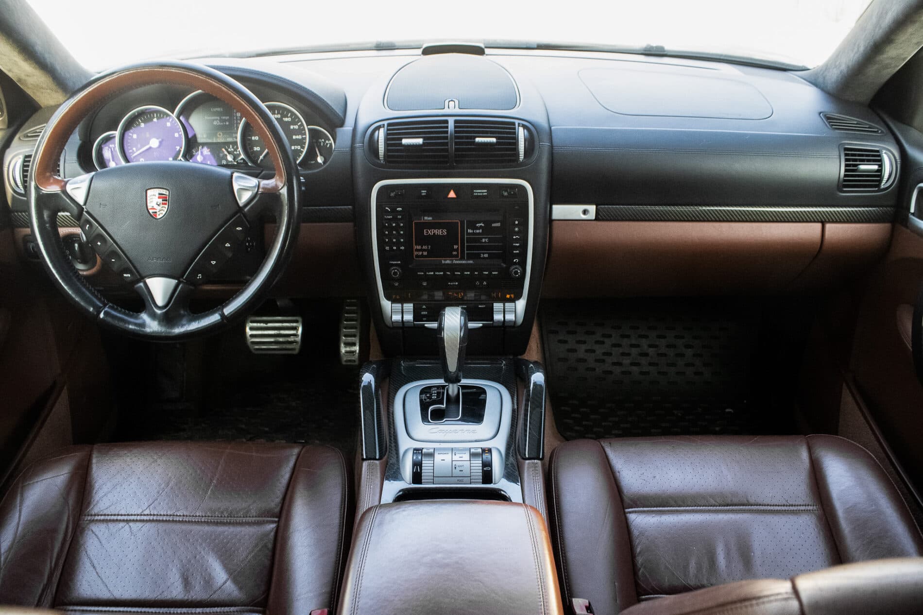 2009 Porsche Cayenne Turbo, čierna suv, 153 062 km
