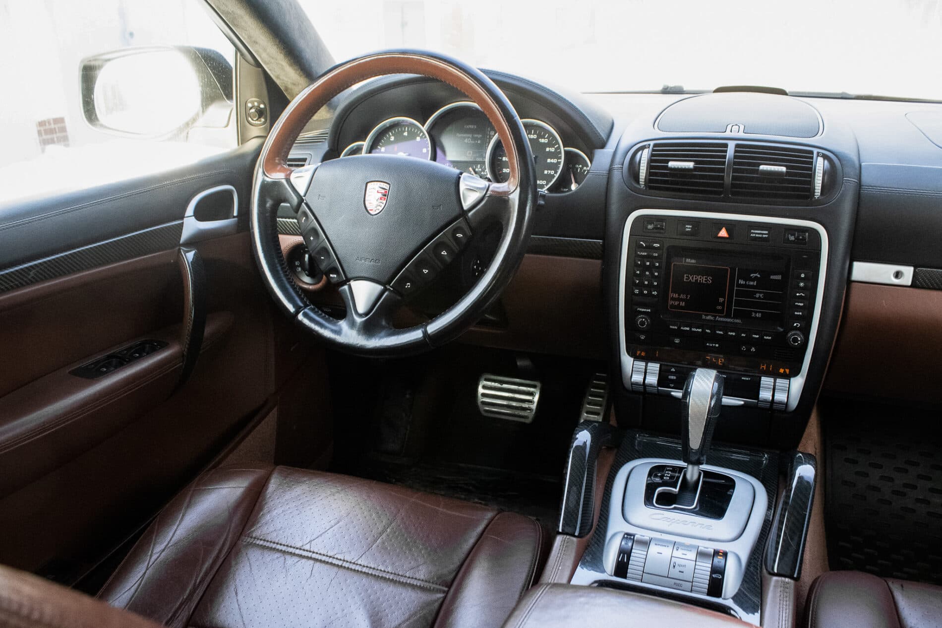 2009 Porsche Cayenne Turbo, čierna suv, 153 062 km