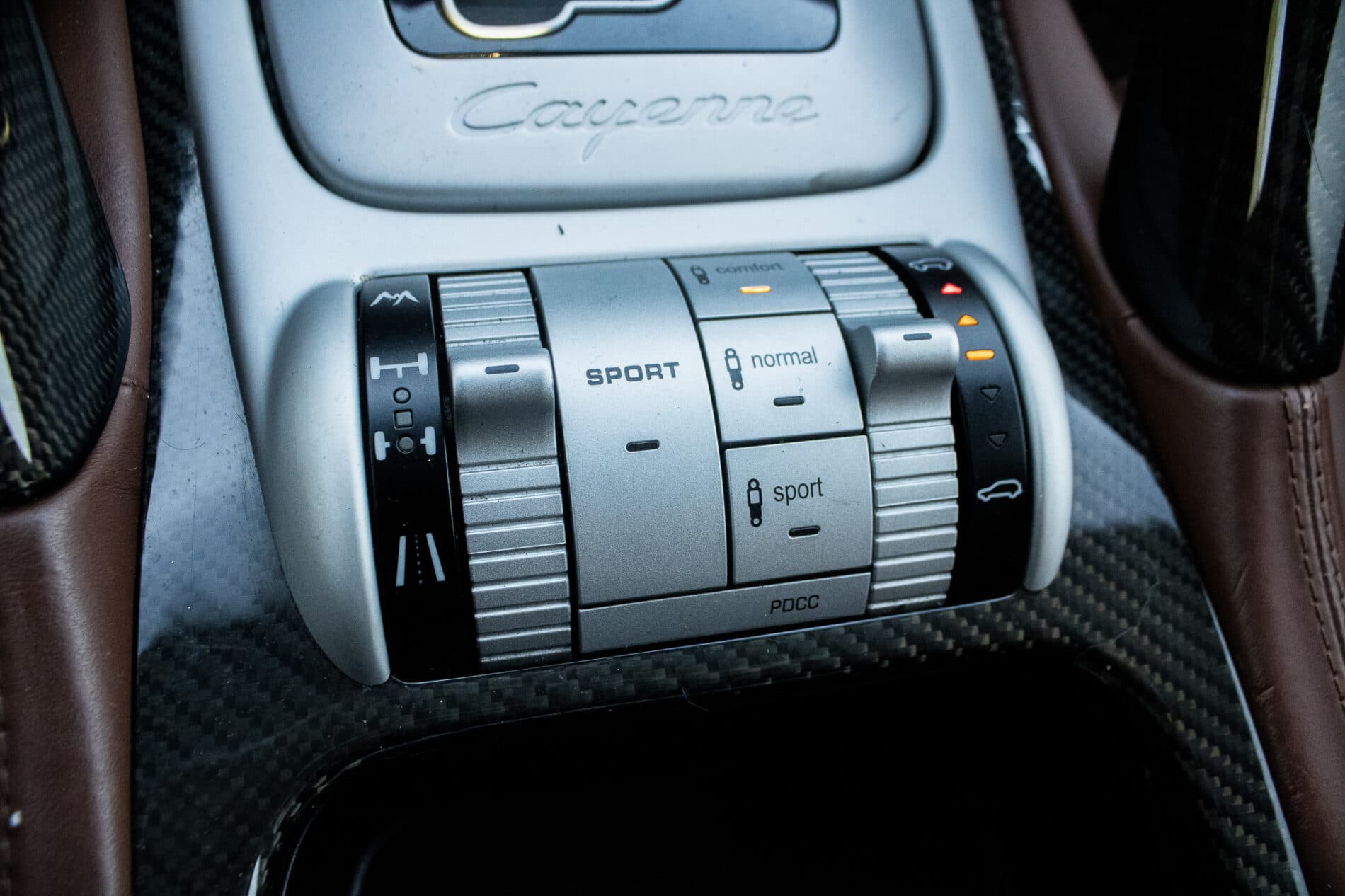 2009 Porsche Cayenne Turbo, čierna suv, 153 062 km