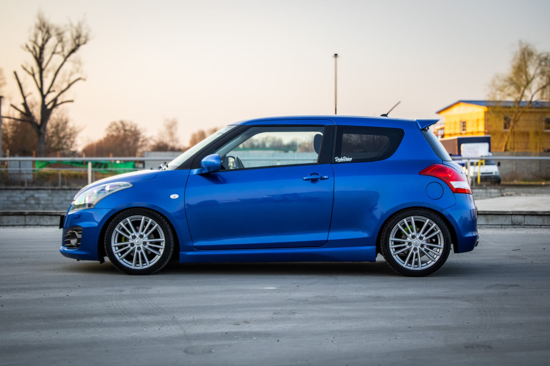 2016 Suzuki Swift Sport, modrá hatchback, 97 653 km