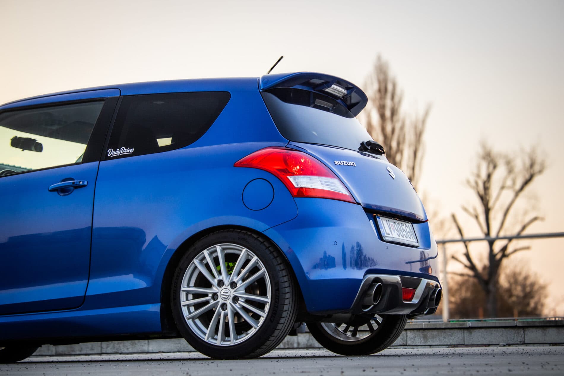2016 Suzuki Swift Sport, modrá hatchback, 97 653 km