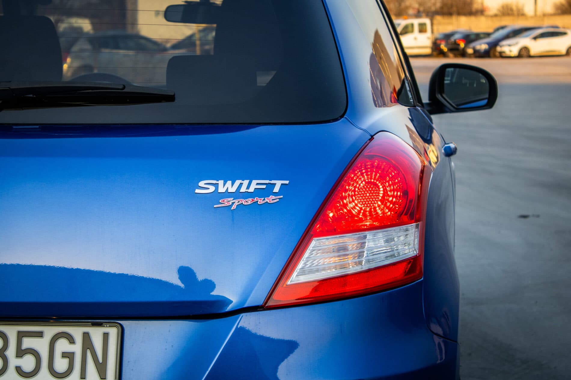 2016 Suzuki Swift Sport, modrá hatchback, 97 653 km