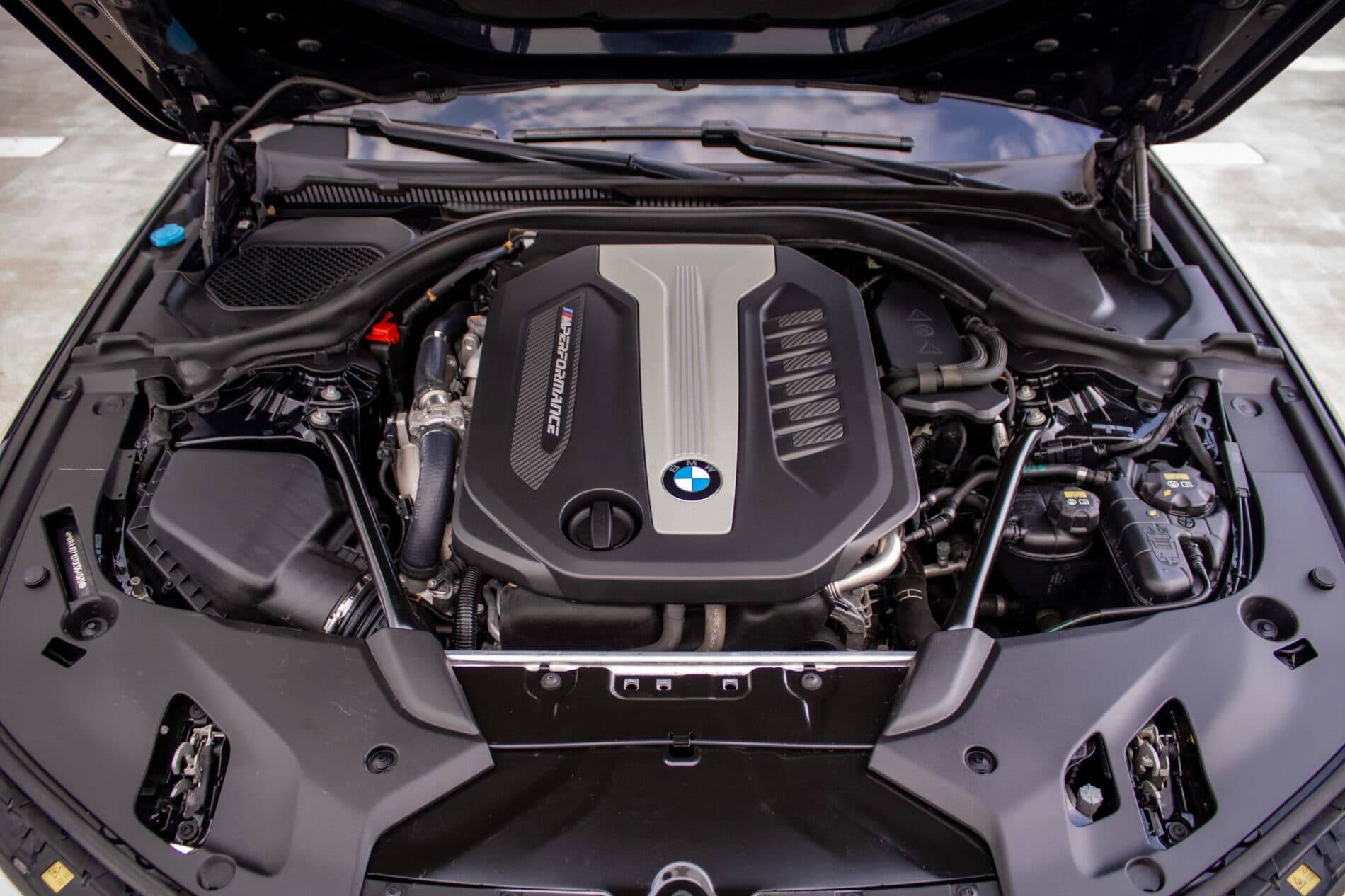 2019 BMW M550d, čierna sedan, 239 000 km