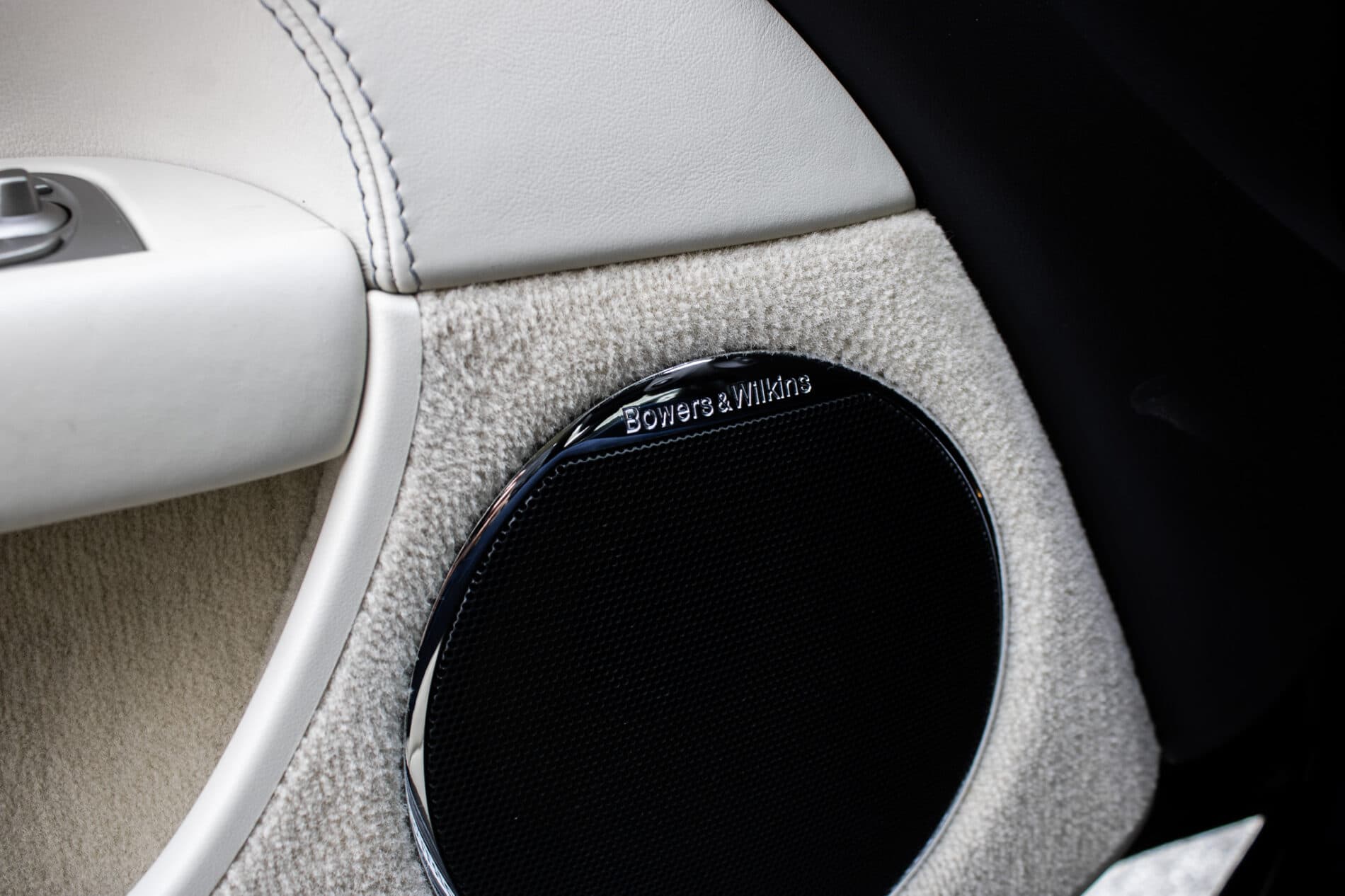 2007 Jaguar XKR, čierna kupé, 178 476 km