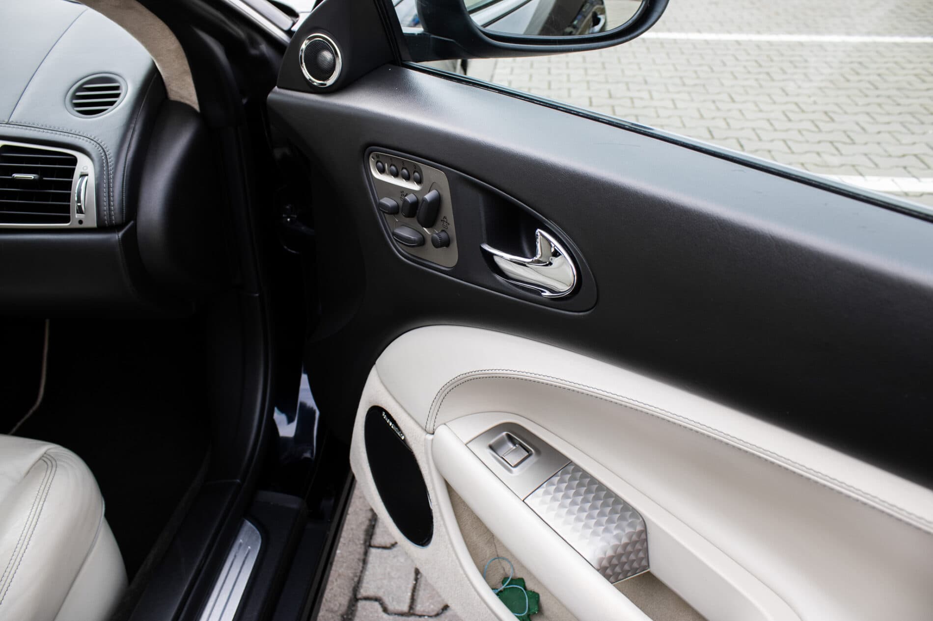 2007 Jaguar XKR, čierna kupé, 178 476 km