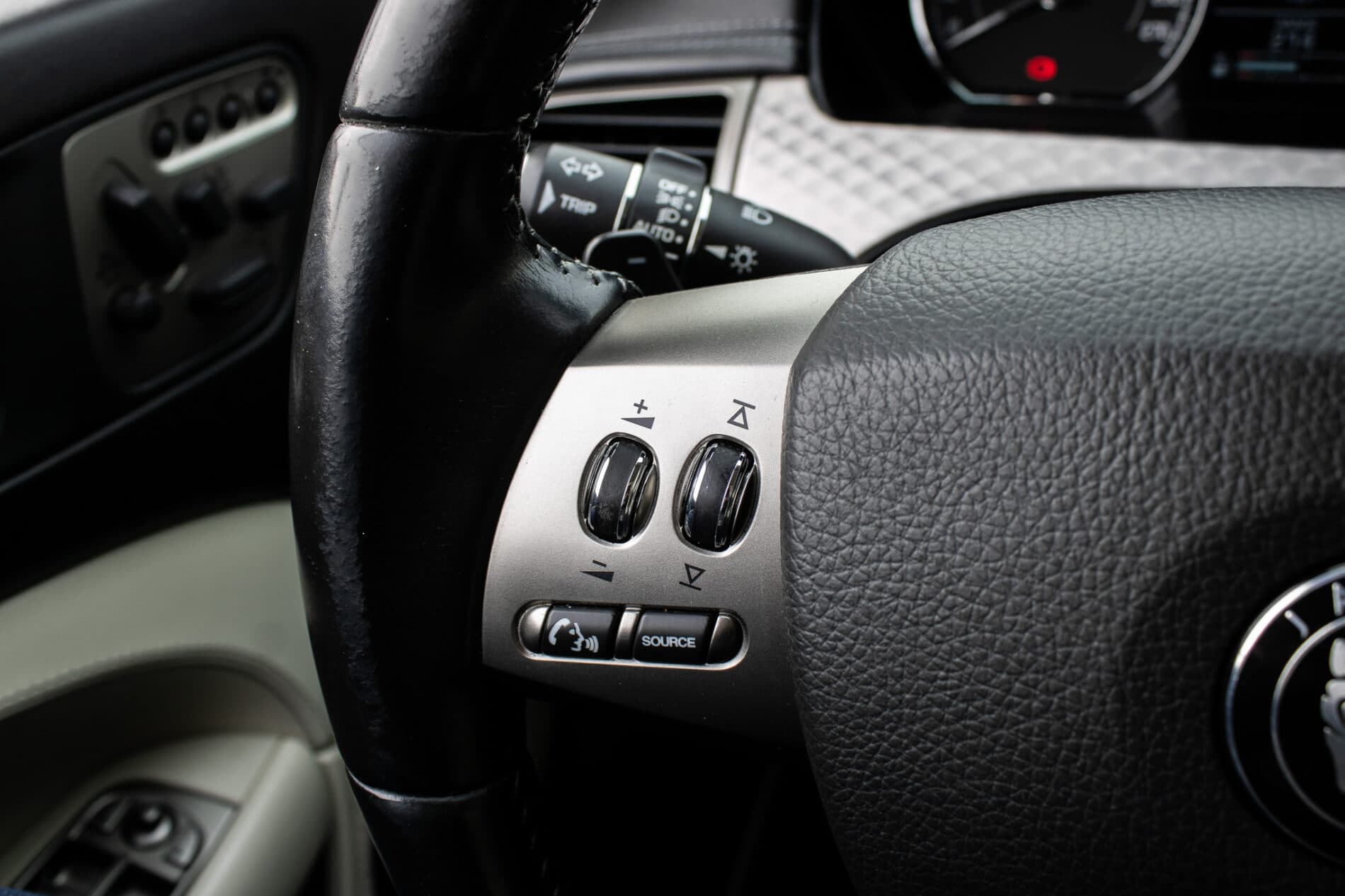 2007 Jaguar XKR, čierna kupé, 178 476 km