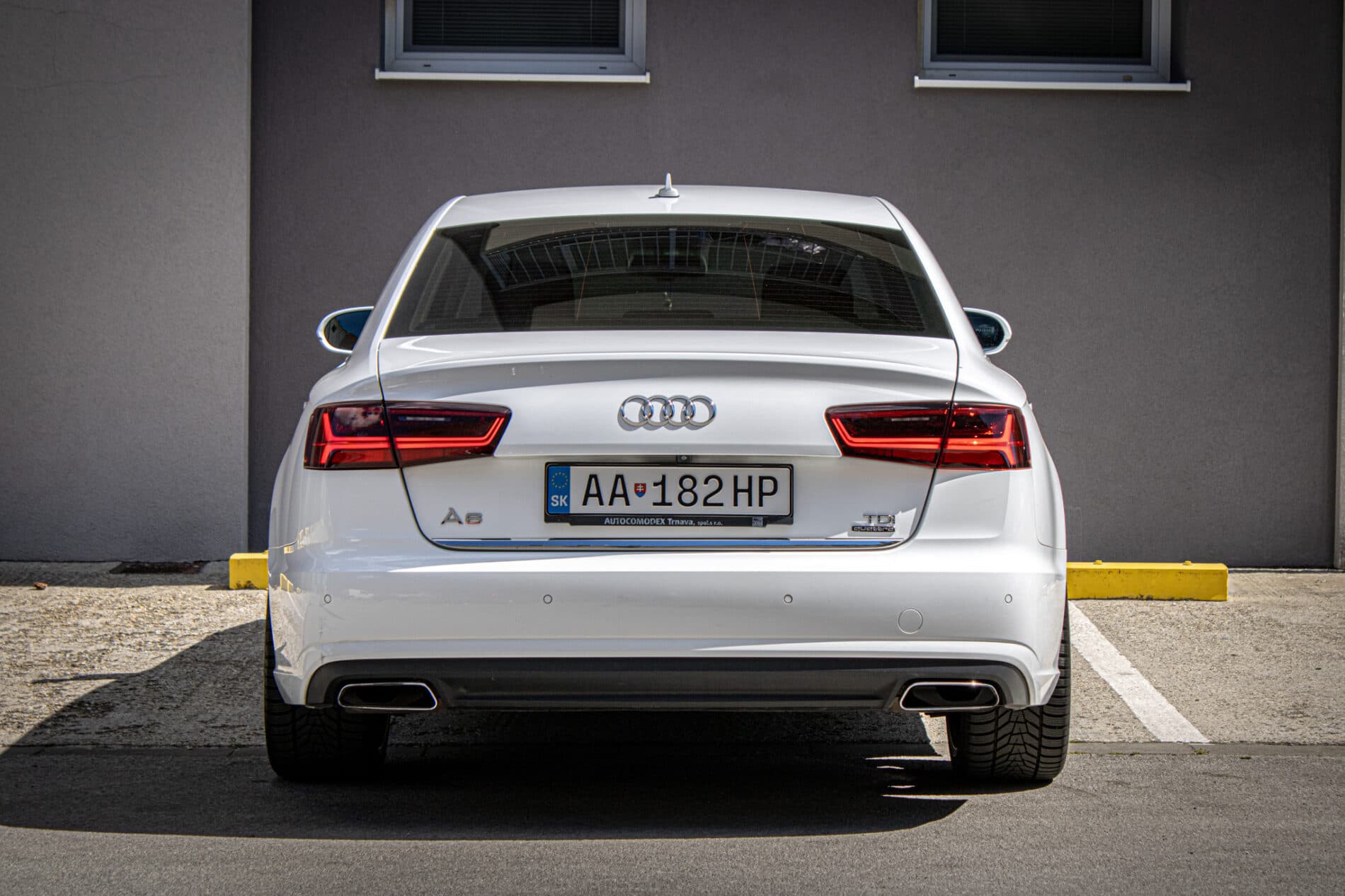 2016 AUDI A6, biela sedan, 244 763 km