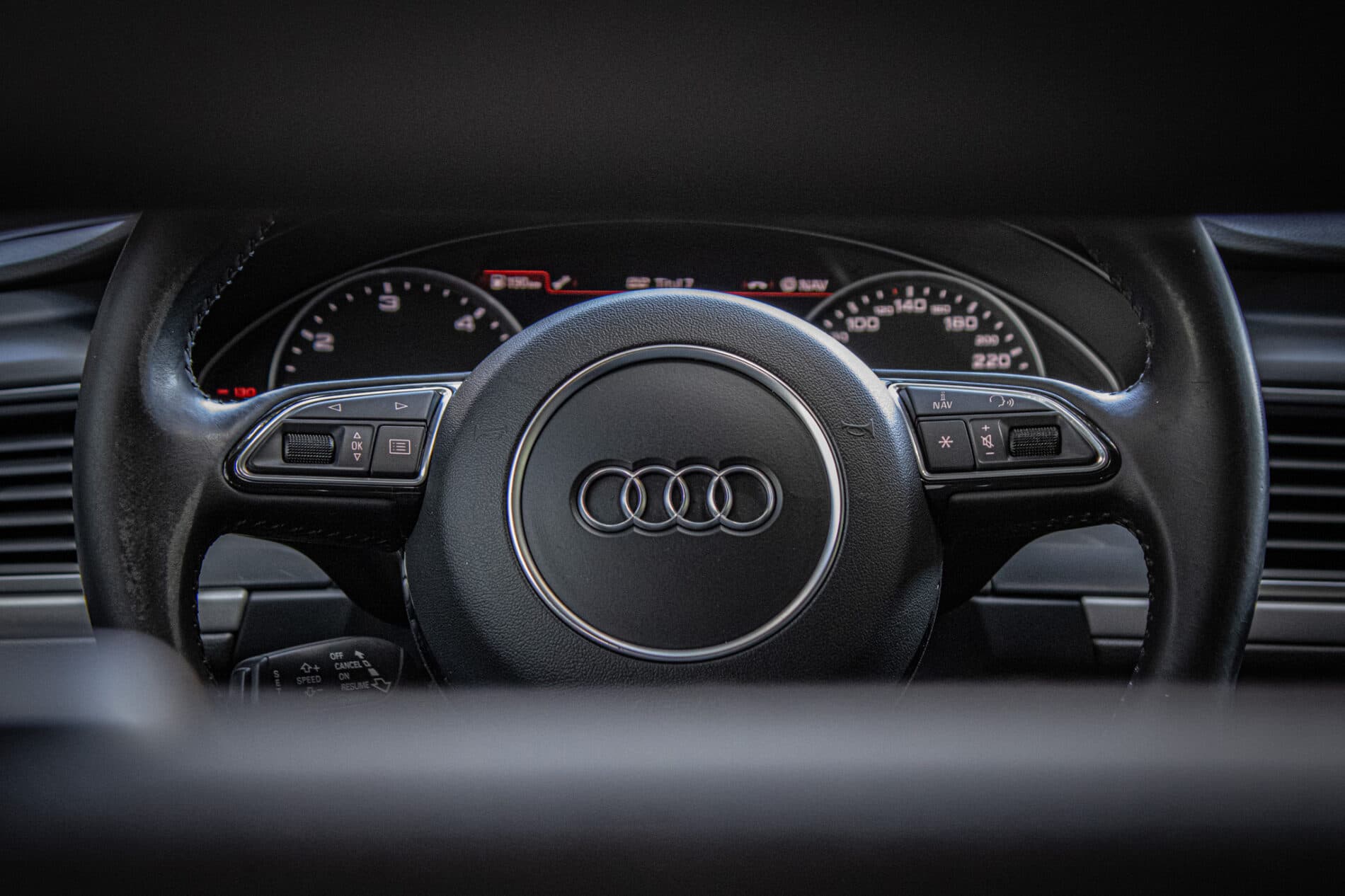 2016 AUDI A6, biela sedan, 244 763 km