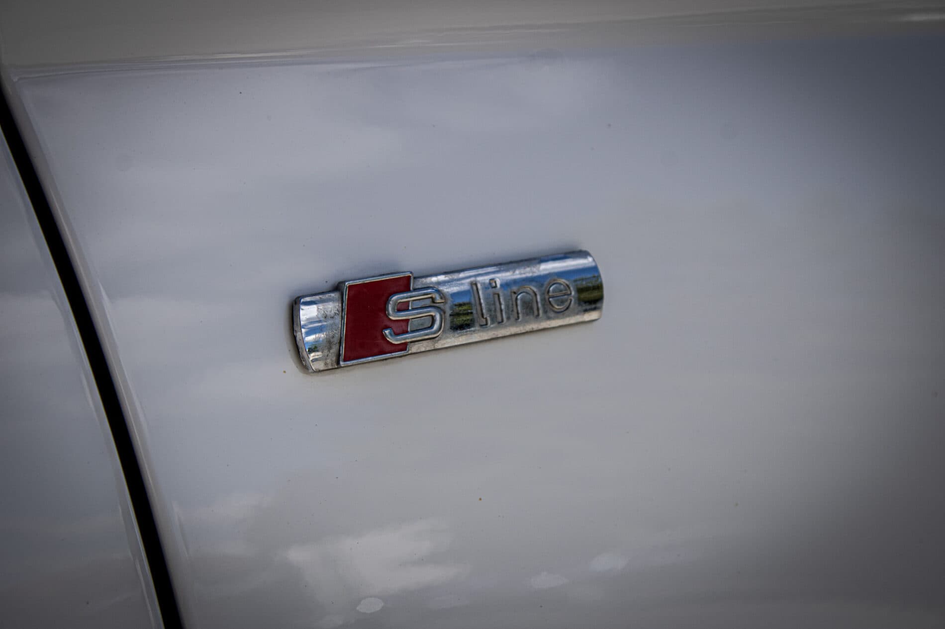 2016 AUDI A6, biela sedan, 244 763 km