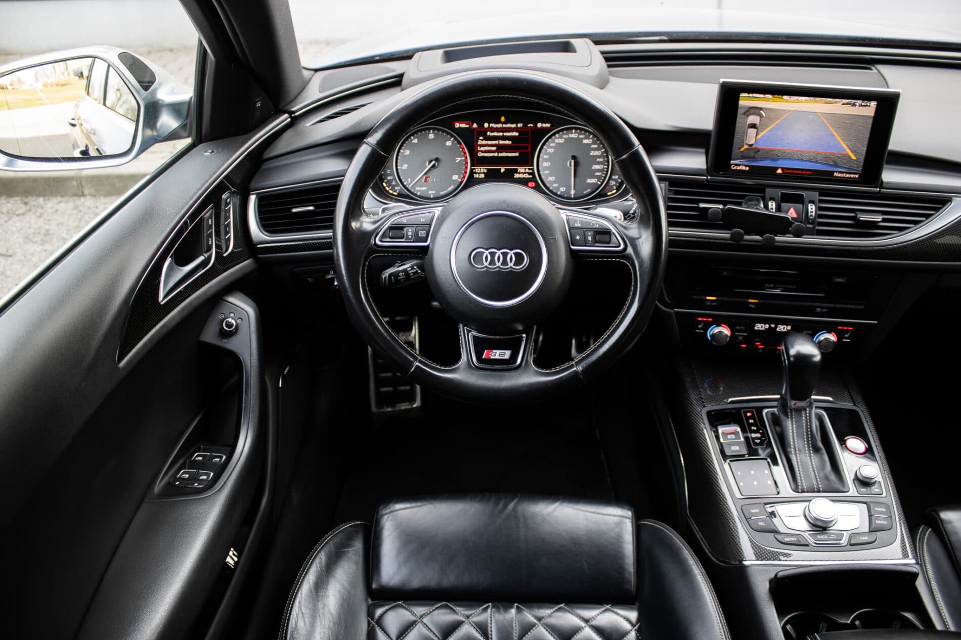 2015 AUDI S6, modrá kombi, 264 543 km