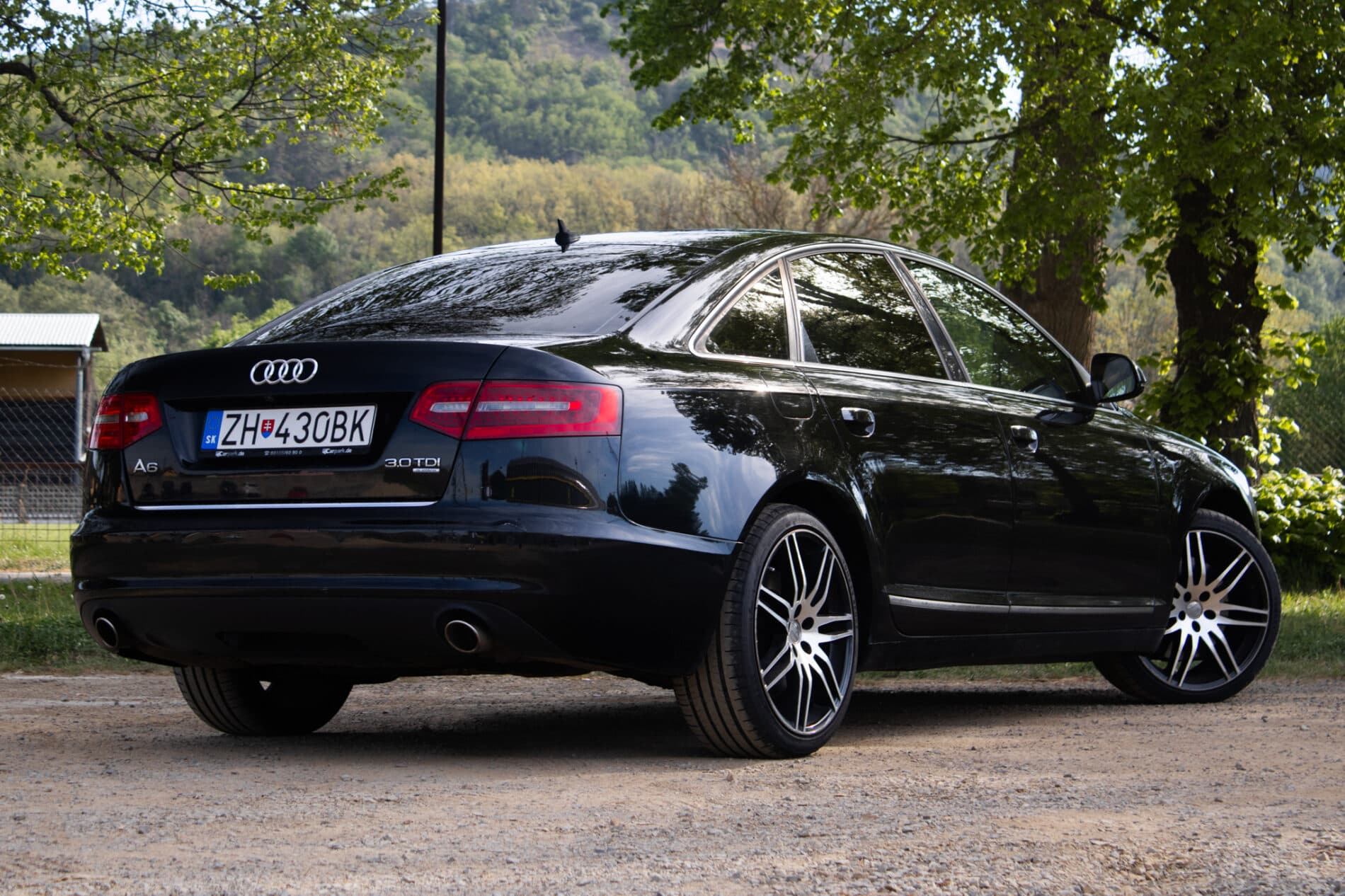 2009 AUDI A6, čierna sedan, 268 281 km