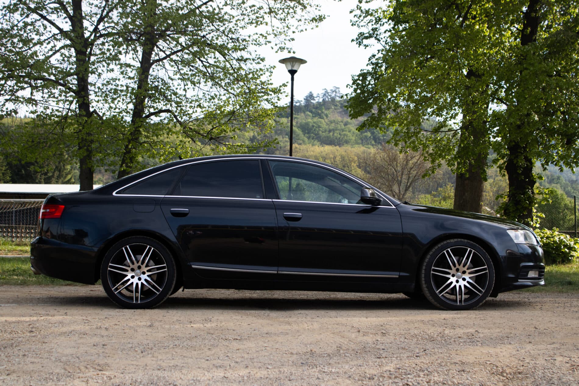 2009 AUDI A6, čierna sedan, 268 281 km
