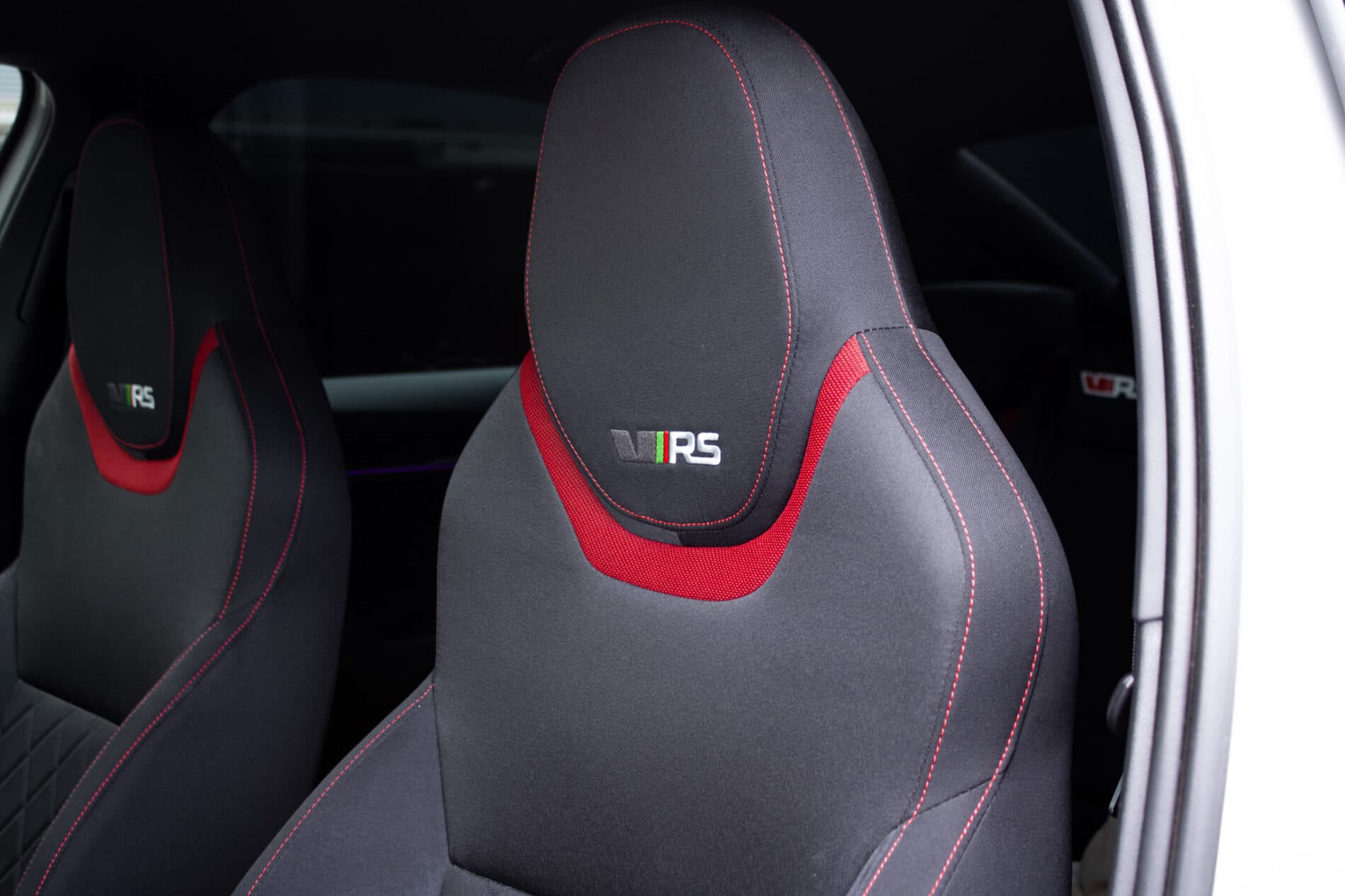 2018 Skoda Octavia RS, sivá, 83 724 km