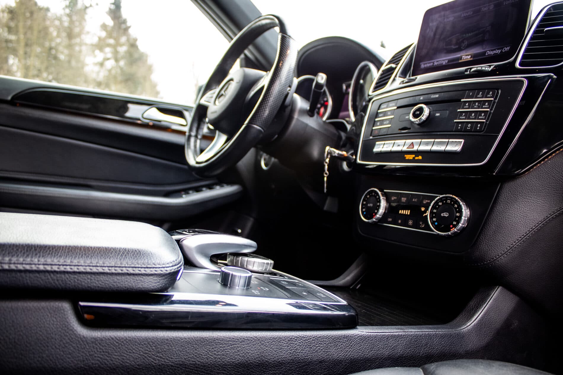 2018 Mercedes-Benz GLE 500e, sivá kombi, 71 352 km