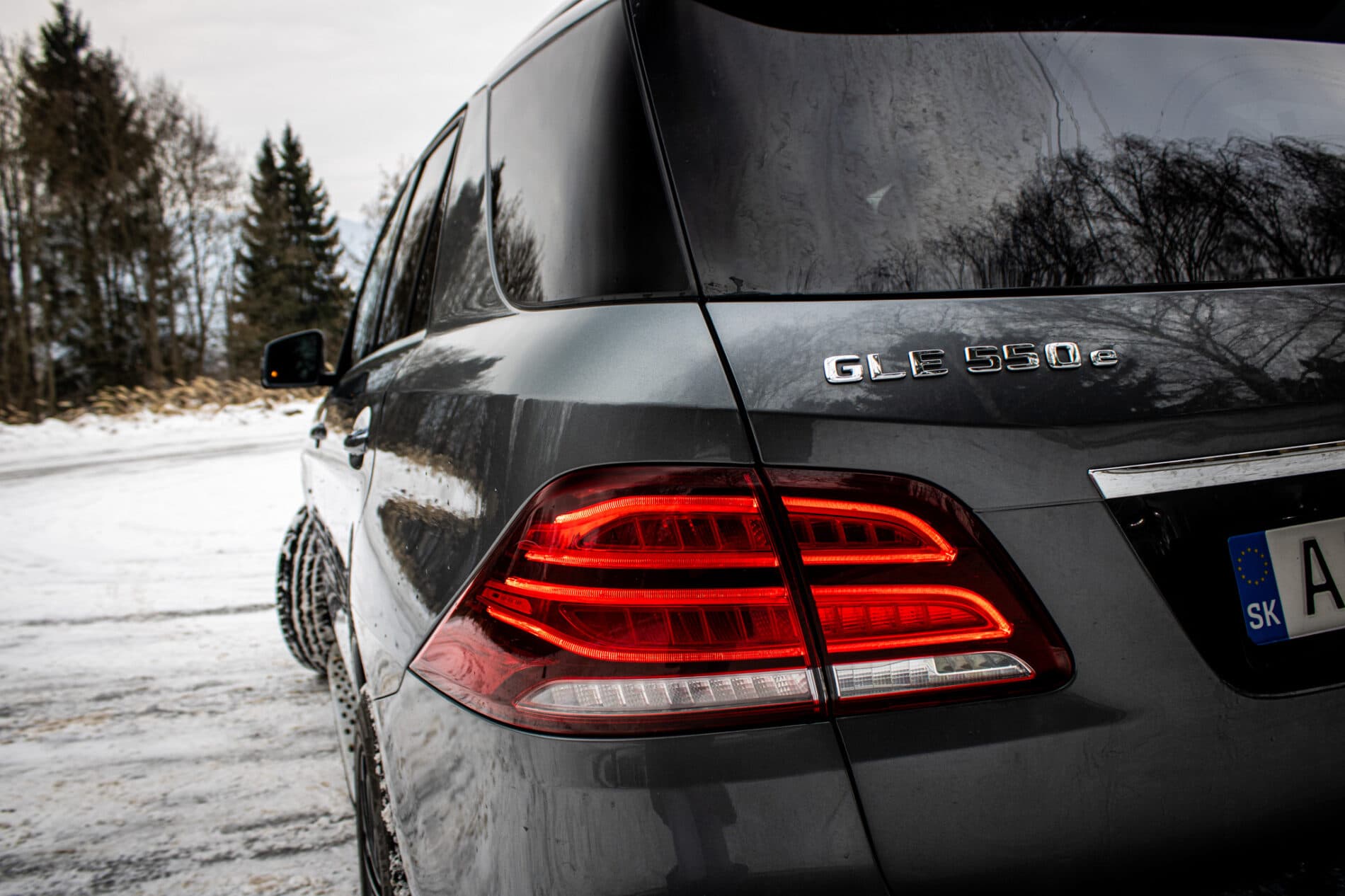 2018 Mercedes-Benz GLE 500e, sivá kombi, 71 352 km
