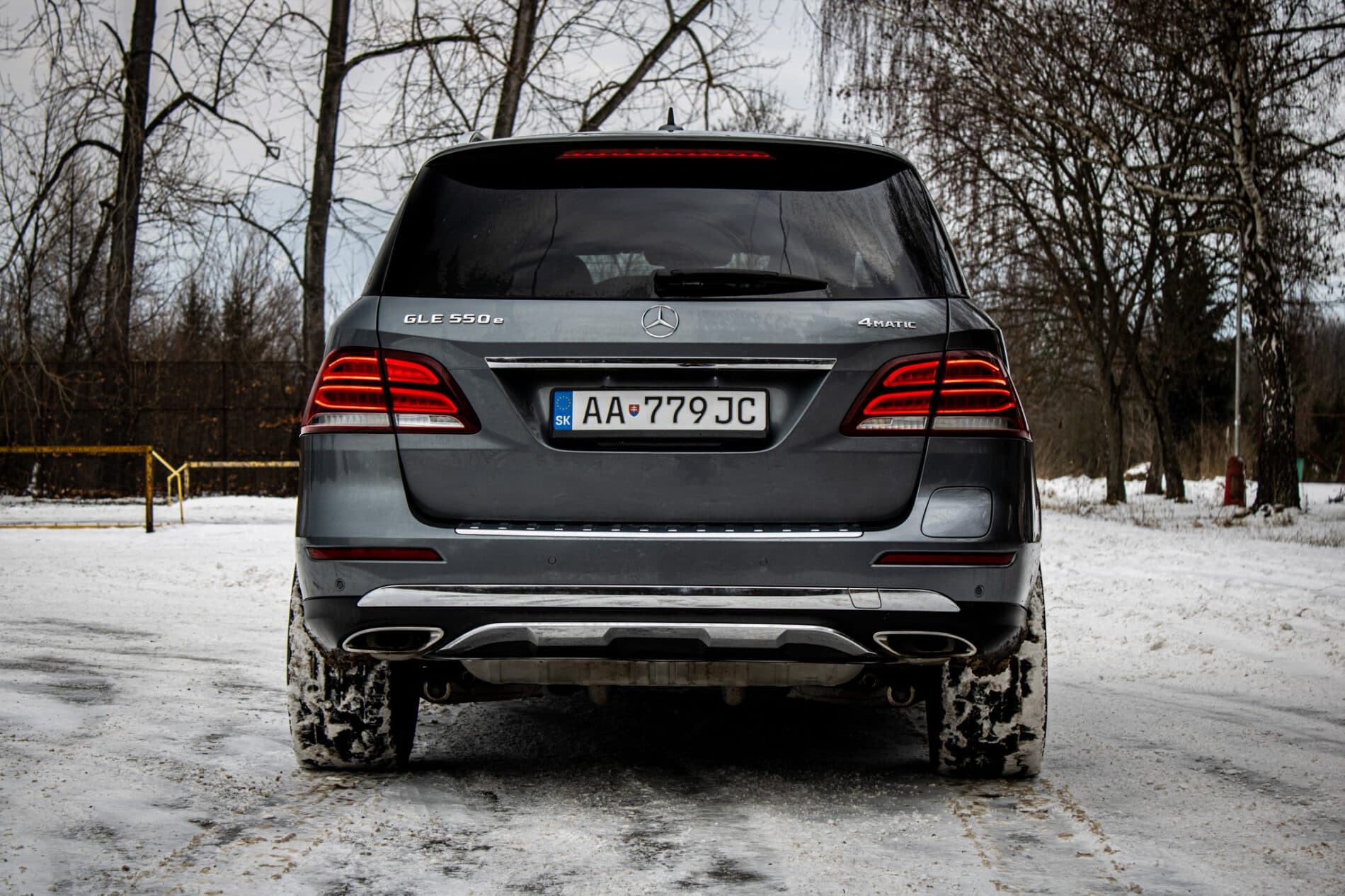 2018 Mercedes-Benz GLE 500e, sivá kombi, 71 352 km