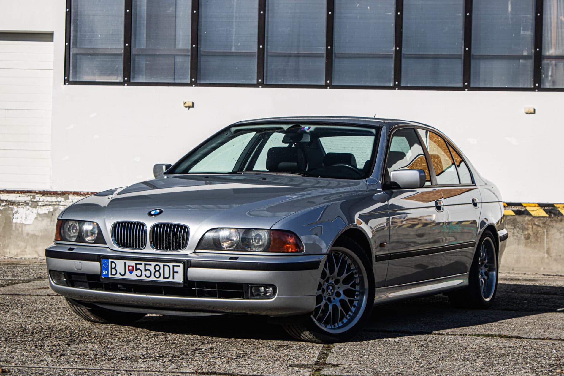 1999 BMW 540i
