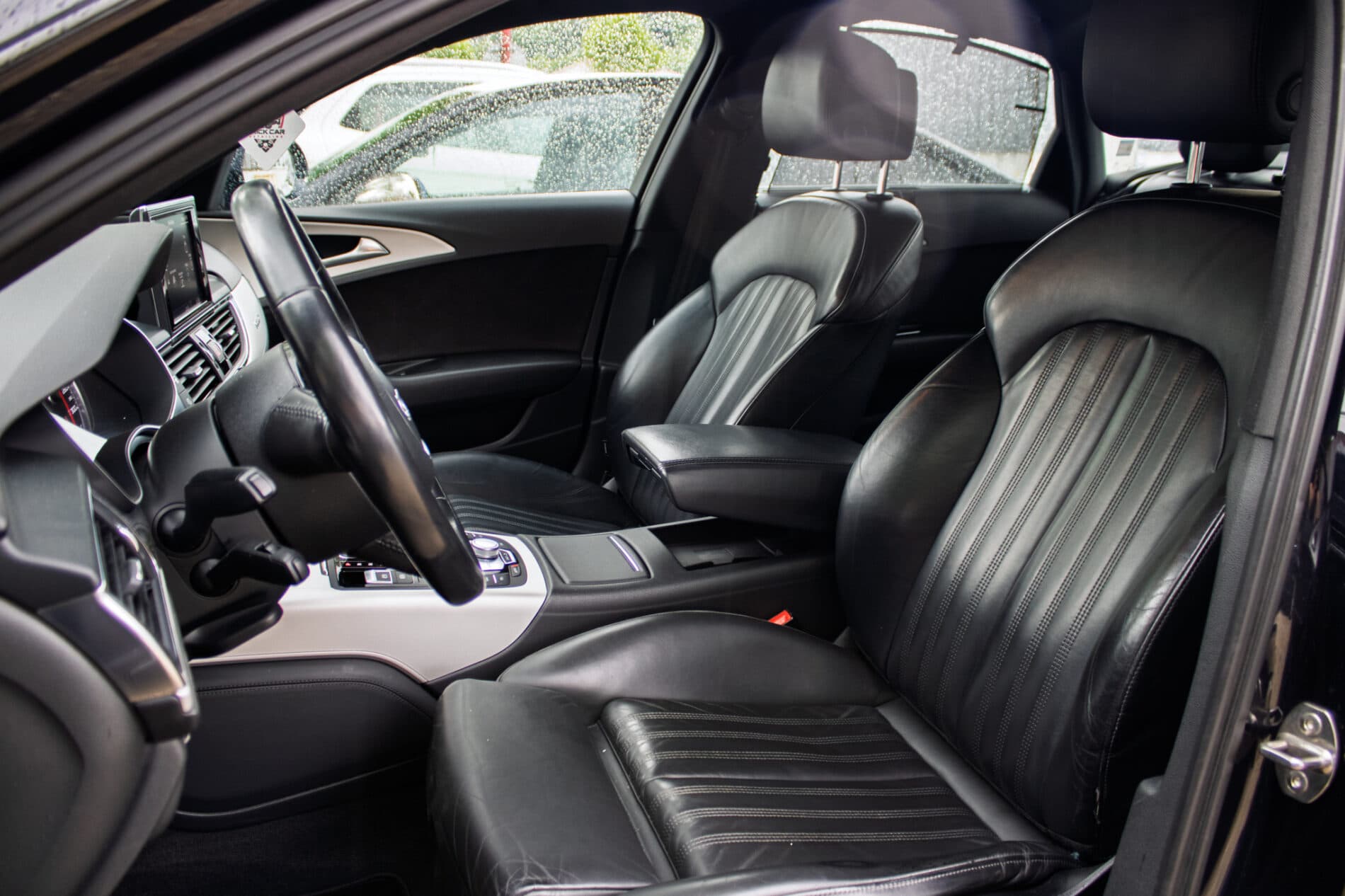 2016 AUDI A6, modrá sedan, 273 541 km