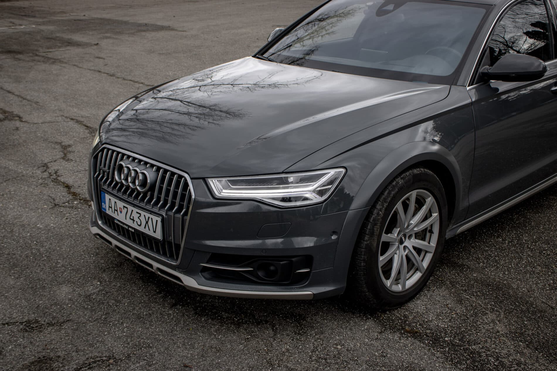 2018 AUDI A6, sivá kombi, 230 389 km