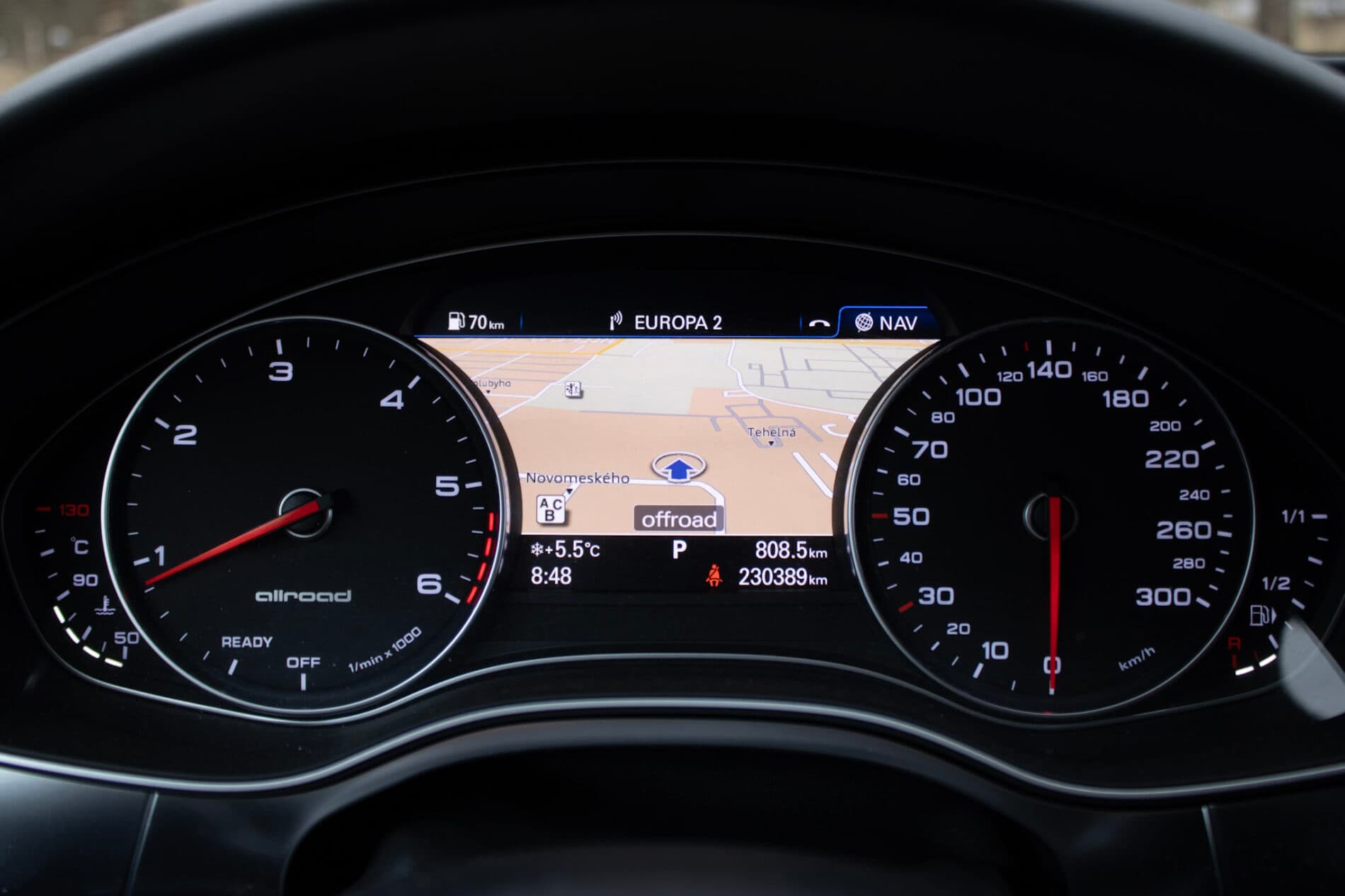 2018 AUDI A6, sivá kombi, 230 389 km
