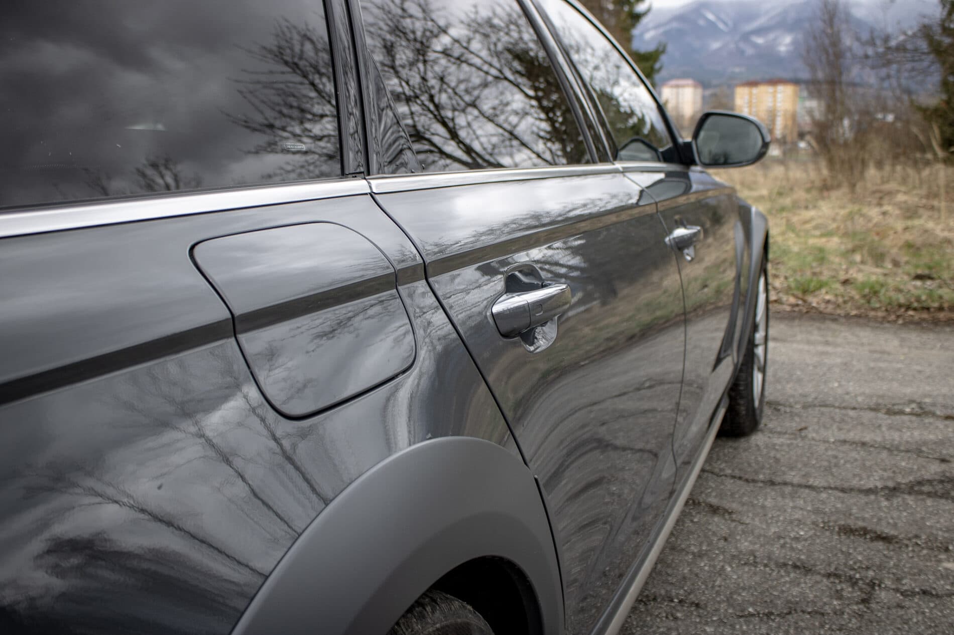 2018 AUDI A6, sivá kombi, 230 389 km