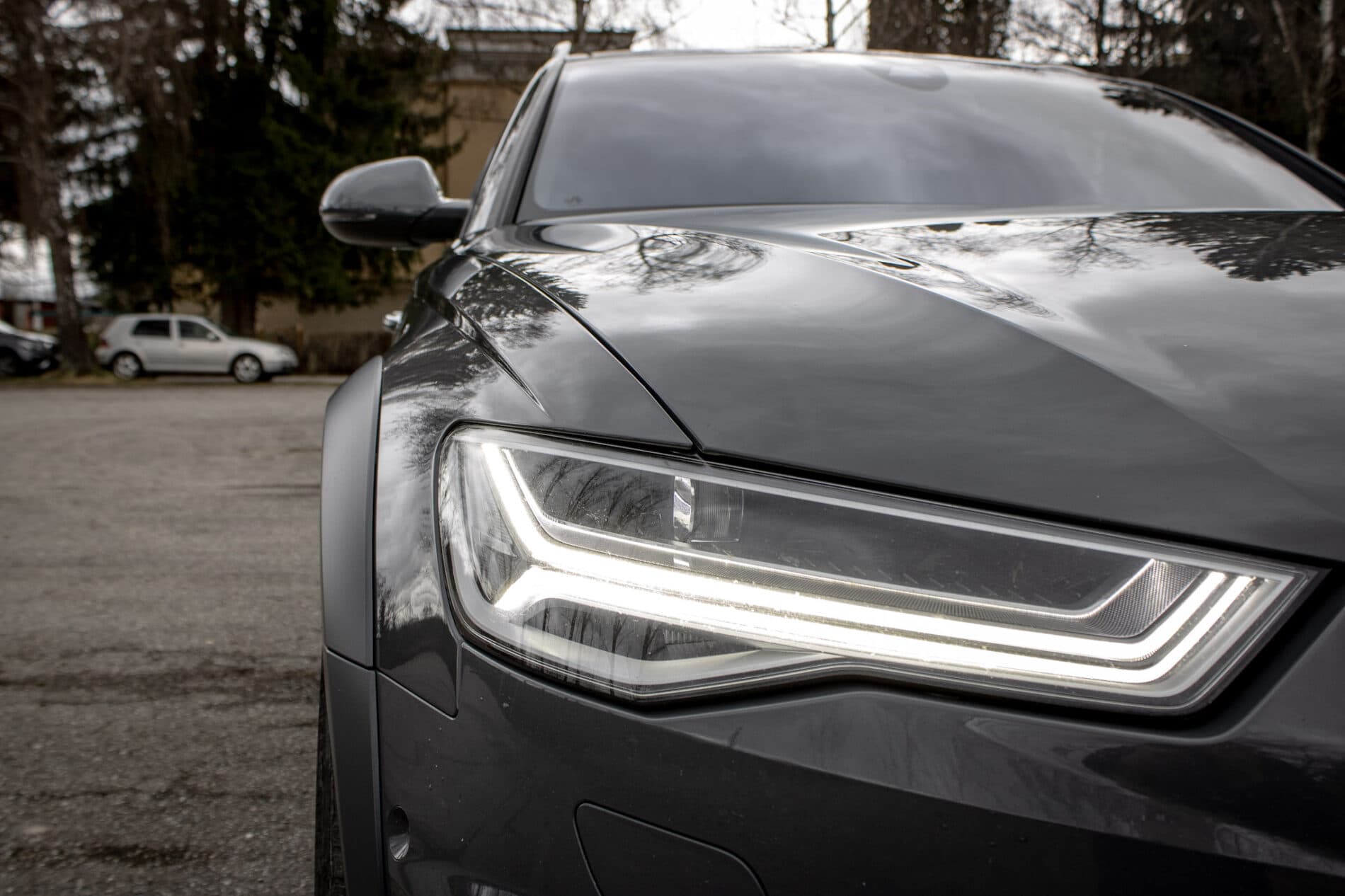 2018 AUDI A6, sivá kombi, 230 389 km