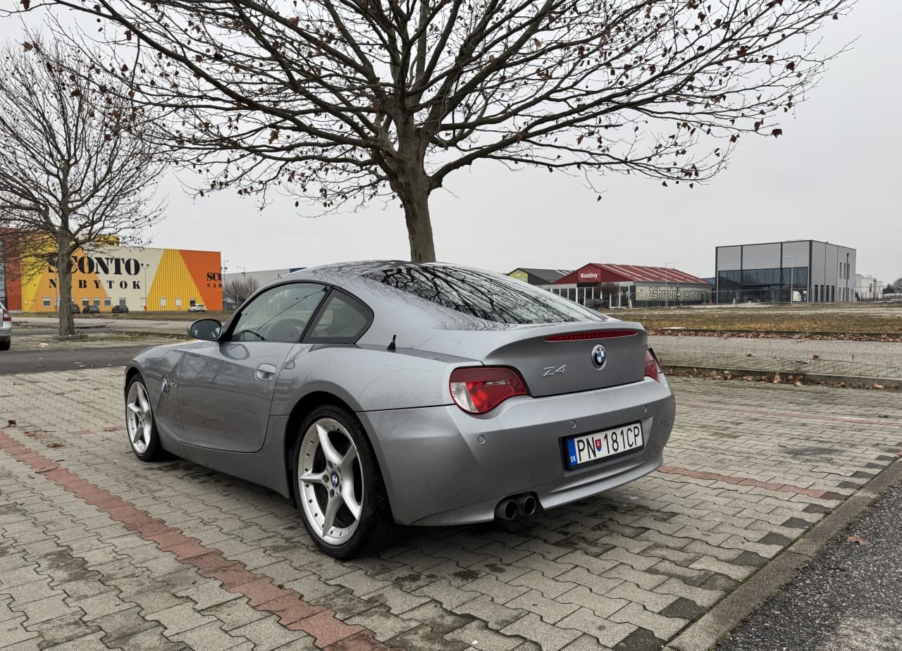 2006 BMW Z4, sivá kupé, 119 000 km