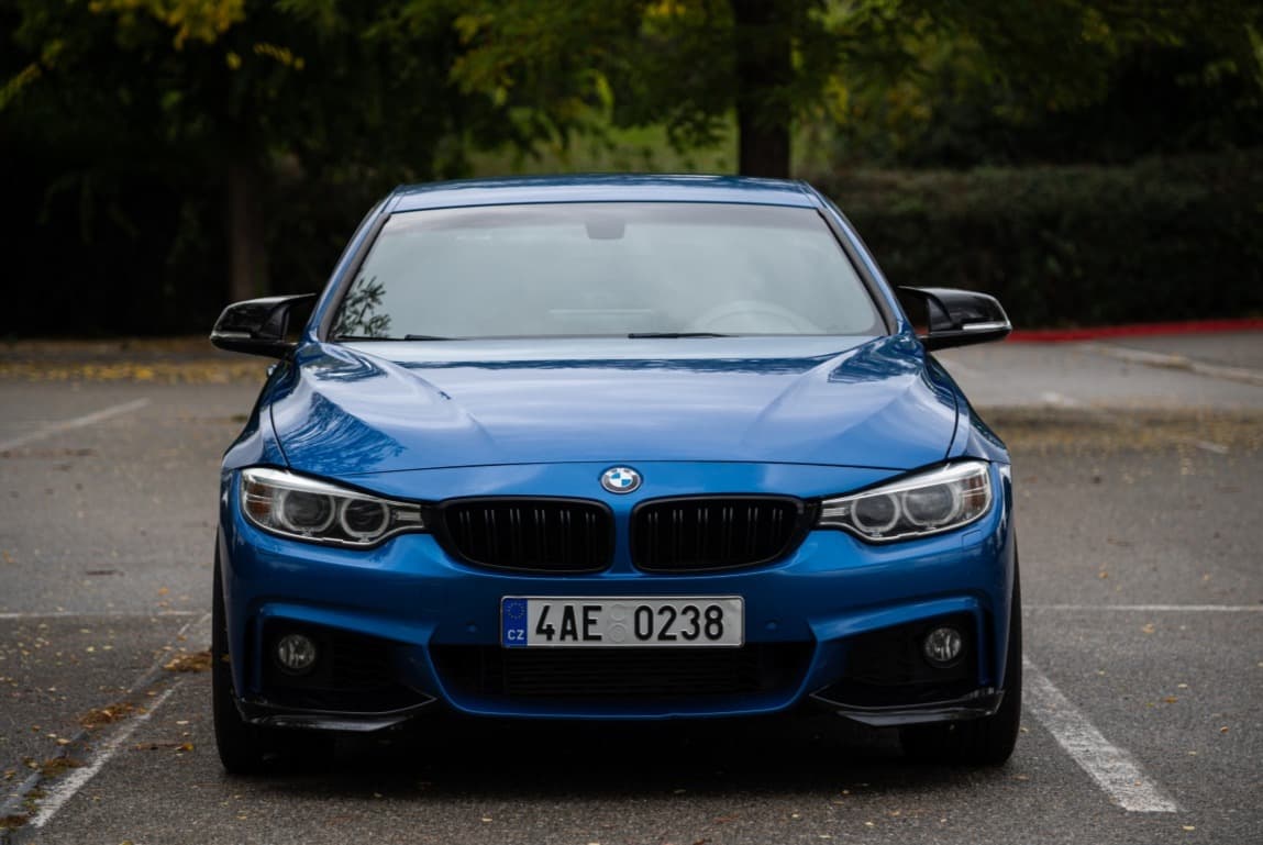 2015 BMW 435i, modrá kupé, 151 000 km