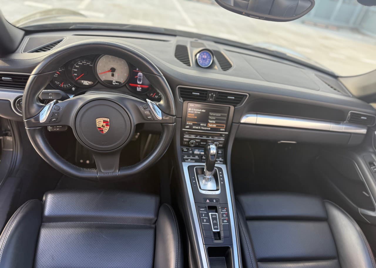 2012 Porsche 991 Carrera S, sivá kabriolet, 87 000 km