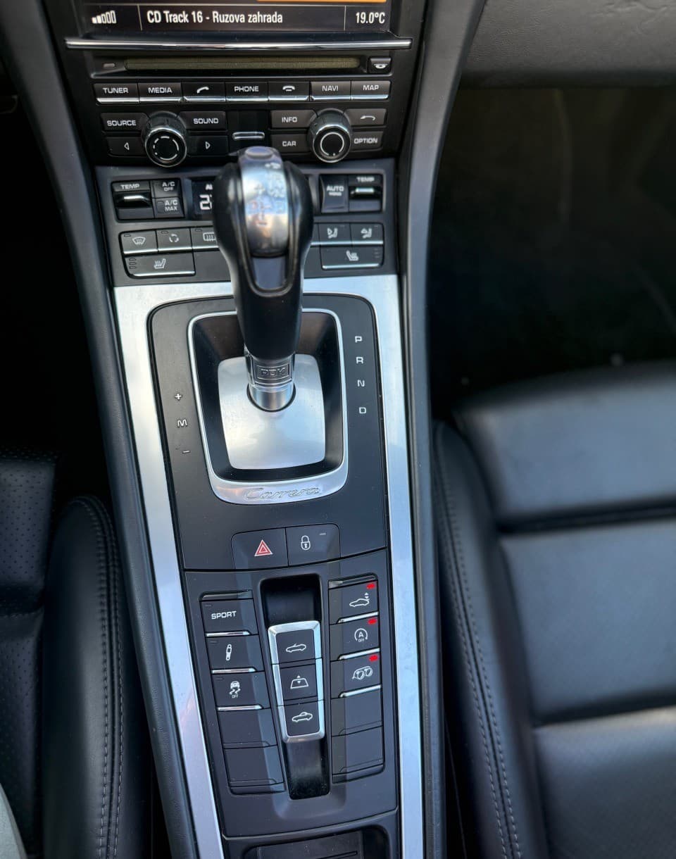 2012 Porsche 991 Carrera S, sivá kabriolet, 87 000 km